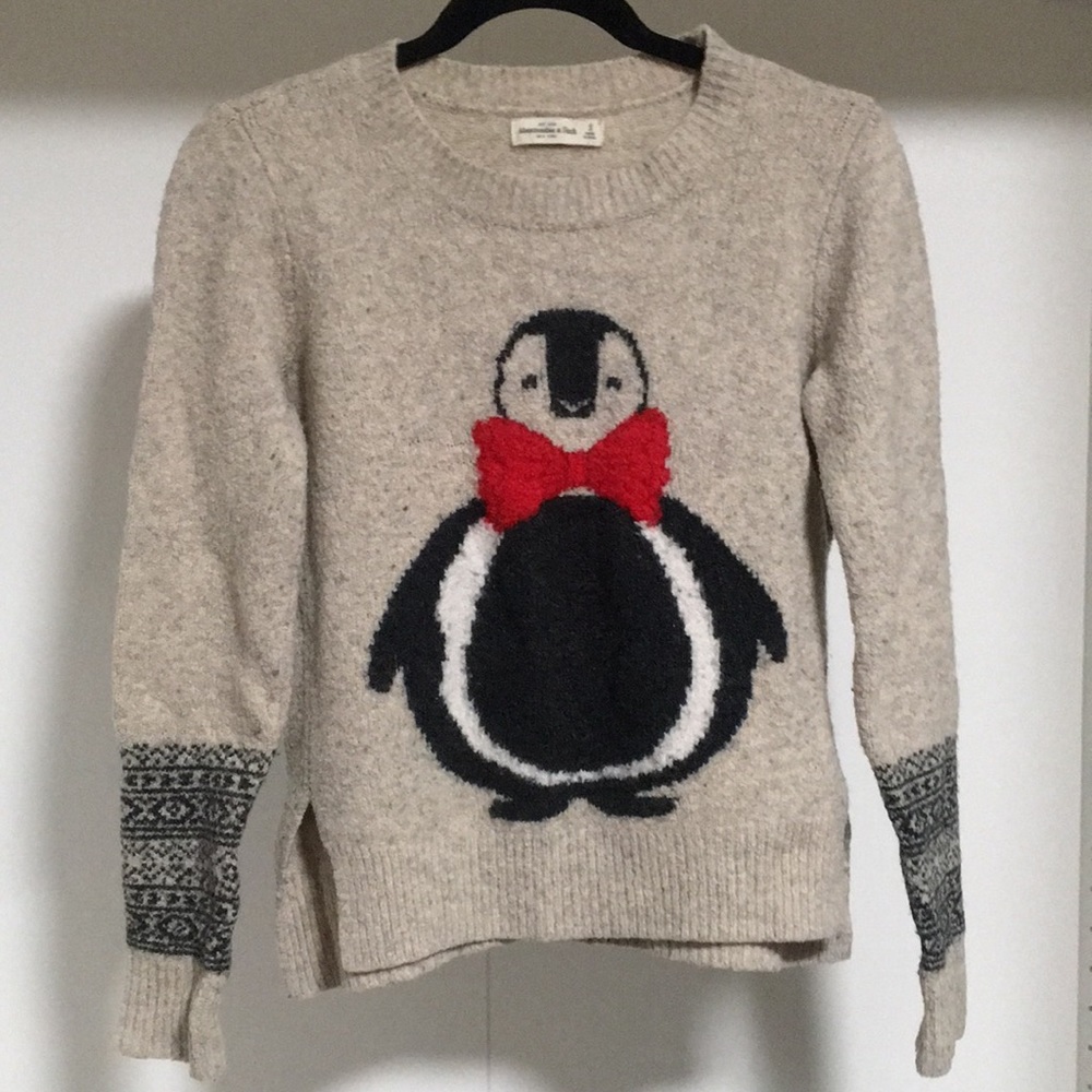 Favorite AF sweater durable and super warm size S